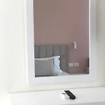 Hotel Emily's