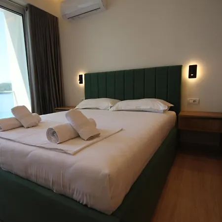 Emily's Hotel