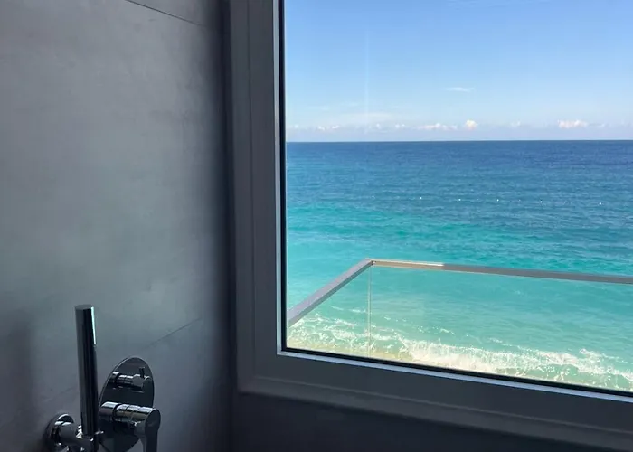 Hotel Emily's Himara