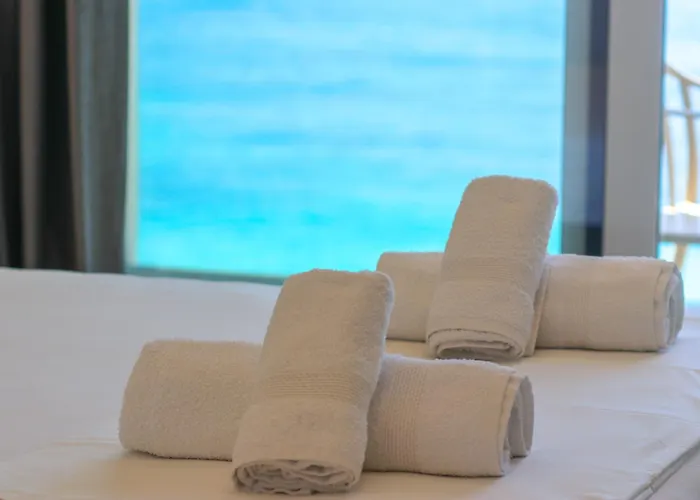 Hotel Emily's Himara